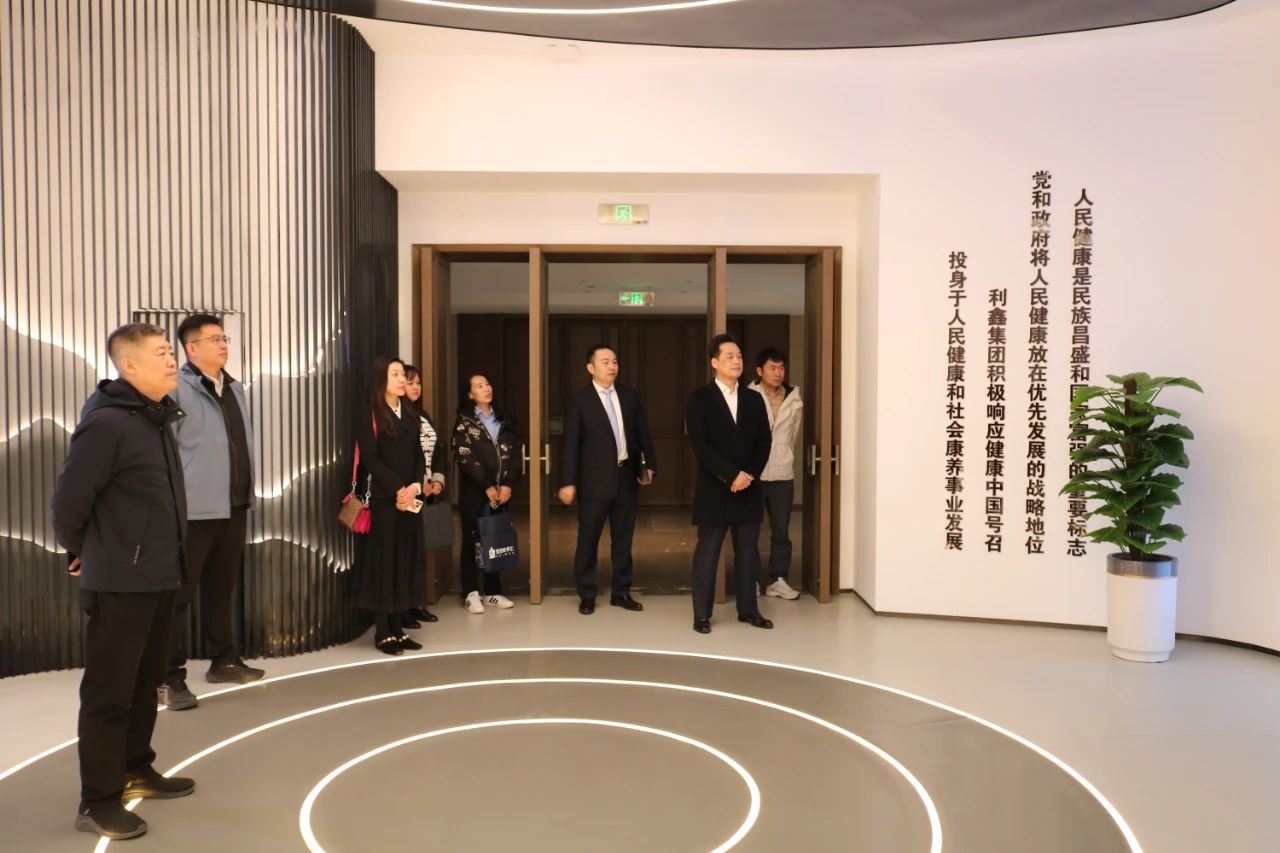 【名譽會長】河南省僑商聯(lián)合會名譽會長、利鑫集團董事長宣武兵接待澳門招商投資促進局祝薇主任一行