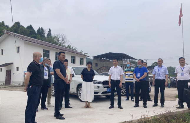 南充市僑商聯(lián)合會(huì)李曉蘭會(huì)長(zhǎng)，受邀參加“匯聚僑界力量、助力鄉(xiāng)村振興”主題活動(dòng)