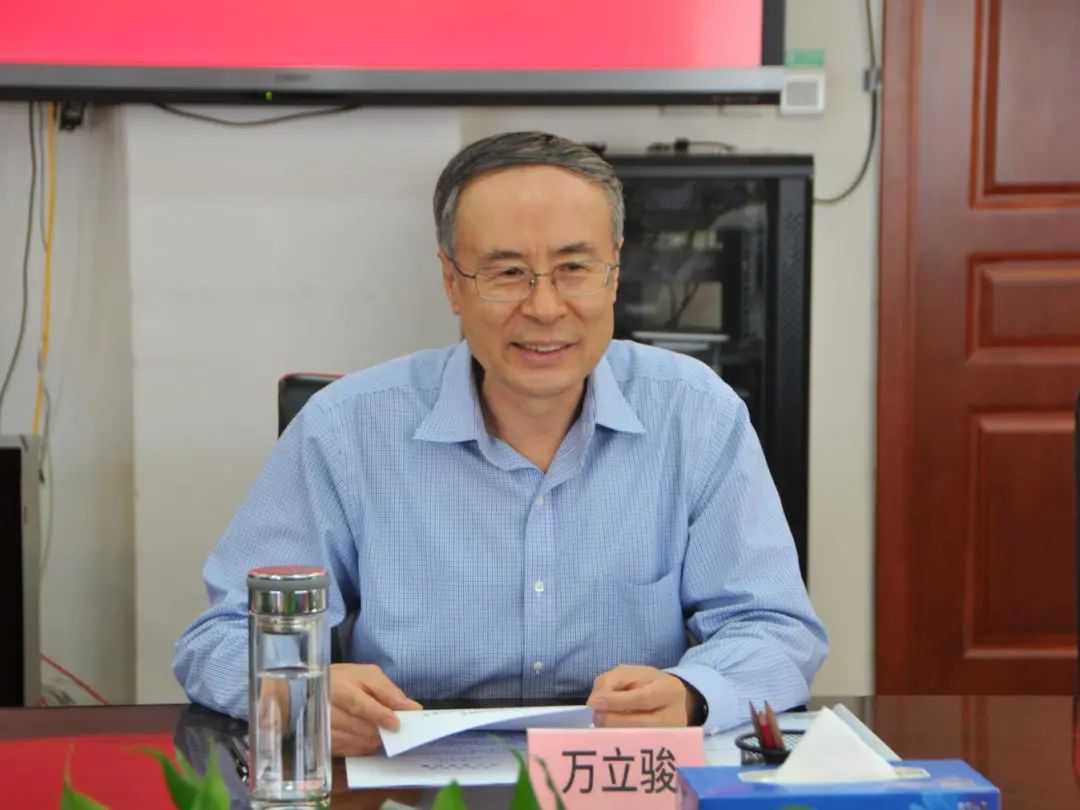 中國僑聯(lián)法顧委2023年上半年主任會議在京召開 萬立駿出席并講話
