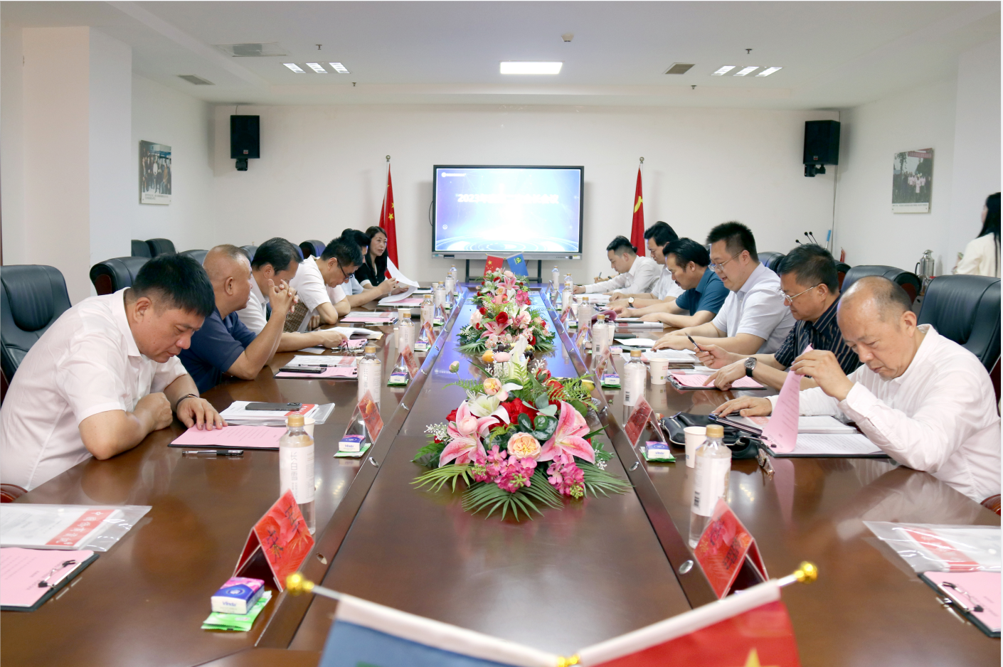 河南省僑商會(huì)第二次會(huì)長會(huì)議召開，王建棋當(dāng)選第三季度輪值會(huì)長