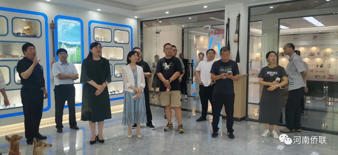 周口市僑聯(lián)組織僑資企業(yè)在鹿邑縣開展觀摩座談活動