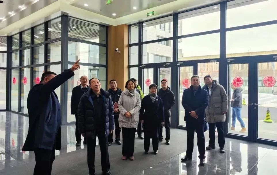 秦皇島市政協(xié)領導一行蒞臨僑商大廈指導工作