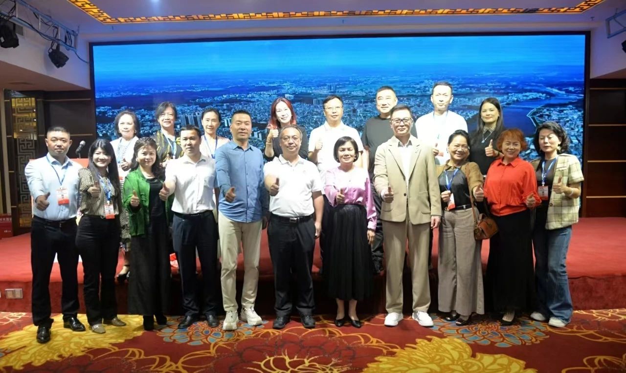 廣西僑商會(huì)代表團(tuán)出席2024年海外華僑華人玉林懇親大會(huì)