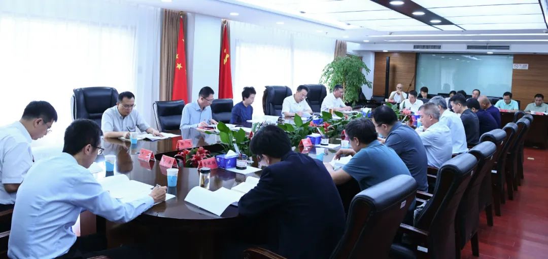 中國(guó)僑聯(lián)黨組理論學(xué)習(xí)中心組（擴(kuò)大）召開學(xué)習(xí)貫徹習(xí)近平總書記“7·29”重要指示精神工作經(jīng)驗(yàn)交流會(huì)暨集體學(xué)習(xí)會(huì)