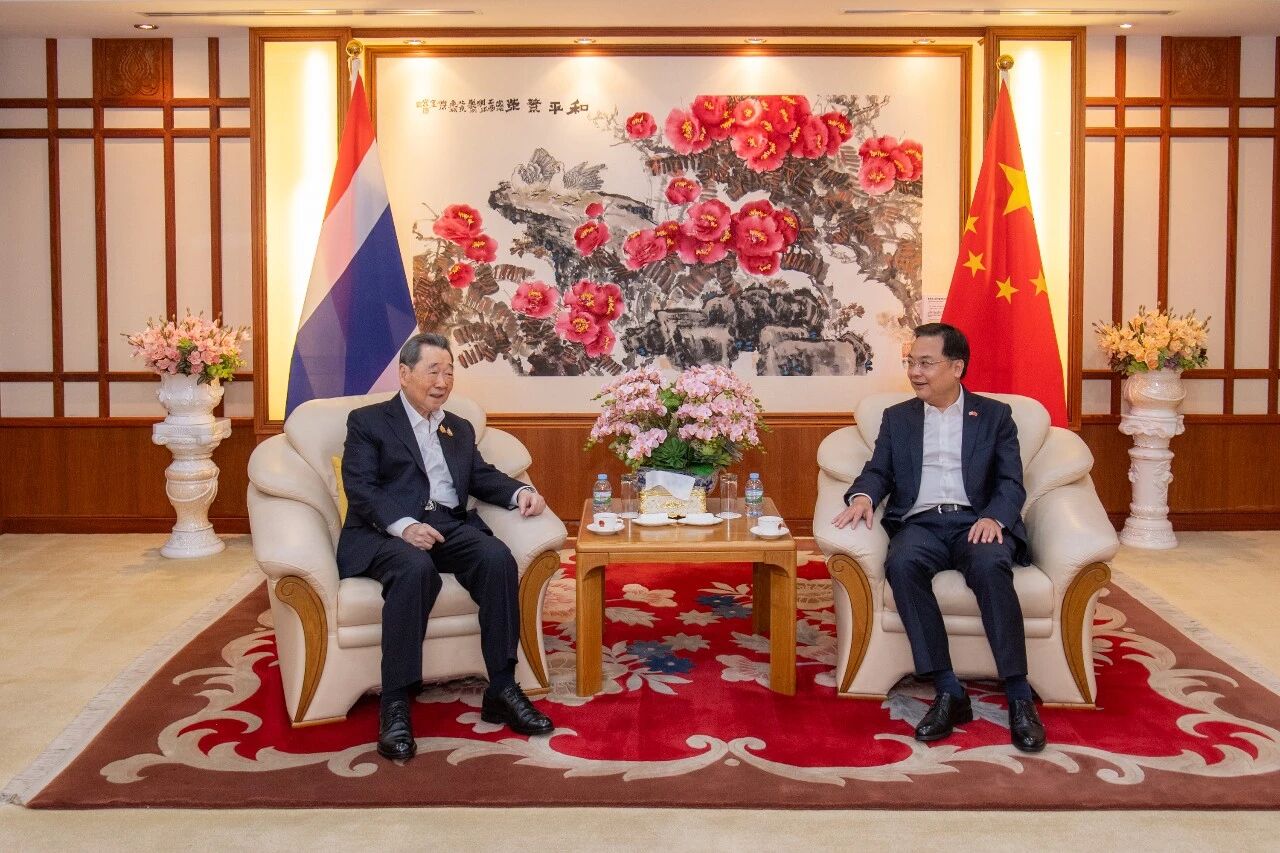 正大集團(tuán)資深董事長(zhǎng)謝國民、董事長(zhǎng)謝吉人應(yīng)邀赴中國駐泰國大使館，共慶元宵、共話情誼