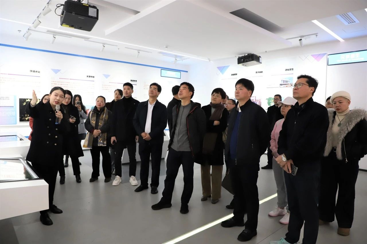 福州市僑商會組織海外僑商赴中印尼兩國雙園開展招商考察
