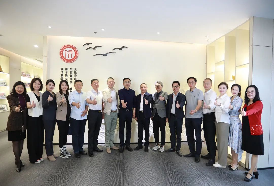 長沙市僑聯(lián)、市僑商會(huì)一行10人蒞臨珠海市僑商企業(yè)協(xié)會(huì)參觀交流