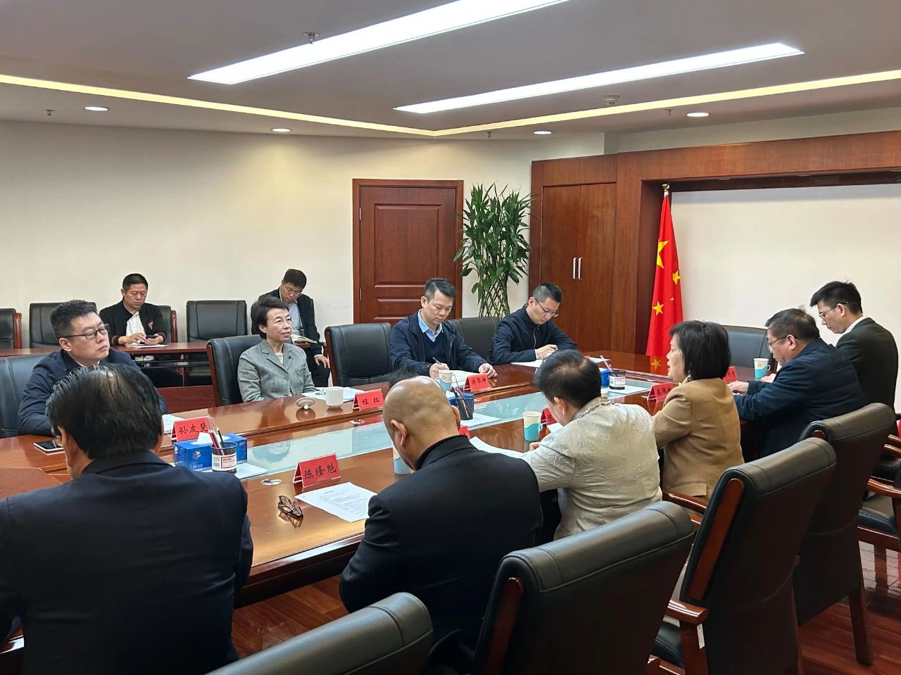 廣西僑商聯(lián)合會考察團一行赴京考察交流