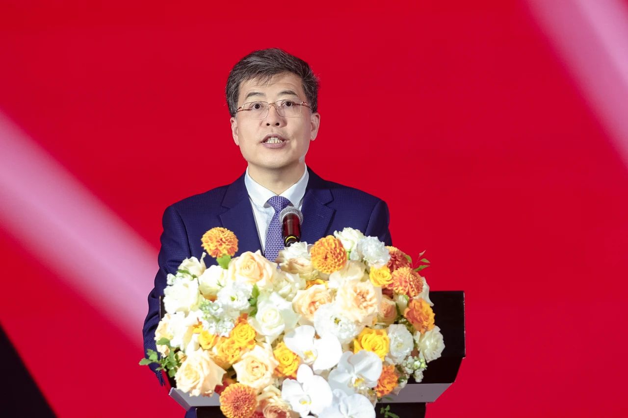 “我們?cè)谝黄稹薄本﹥S商會(huì)成立30周年慶典圓滿舉行