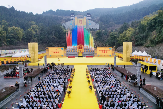 四川省僑商聯(lián)合會代表出席鹽亭縣第九屆海峽兩岸嫘祖文化交流活動