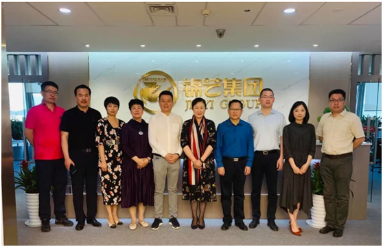 河南省僑商聯(lián)合會(huì)參加第17屆東盟華商會(huì)暨第1屆“一帶一路”僑社論壇